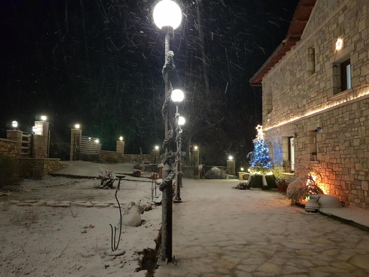Petra & Elato Art Hotel Валтесинико Екстериор снимка