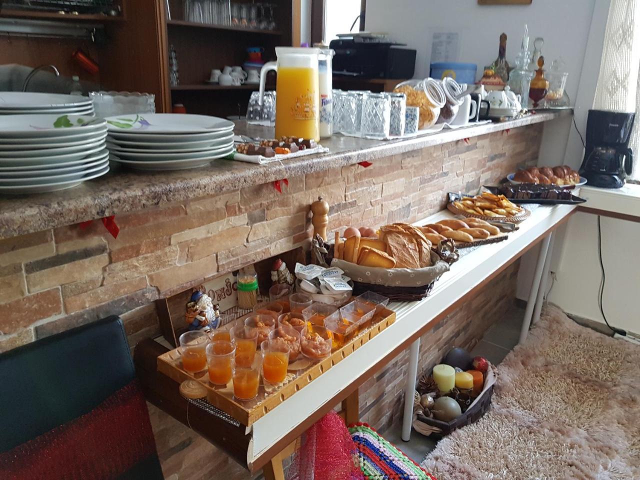 Petra & Elato Art Hotel Валтесинико Екстериор снимка